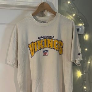 Vintage Minnesota Vikings Champion XL t shirt
